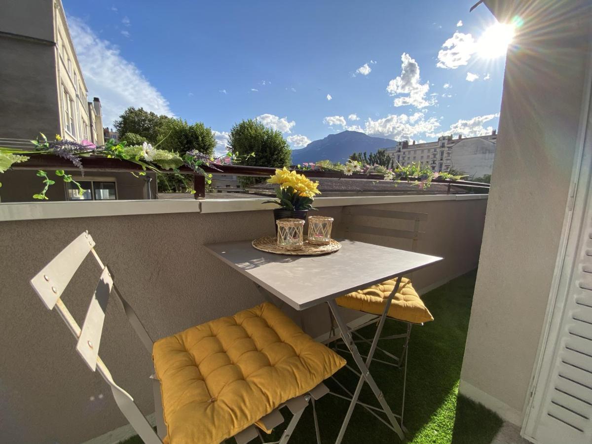 Le Bourget, Grand Appartement Proche Du Centre Grenoble Zewnętrze zdjęcie